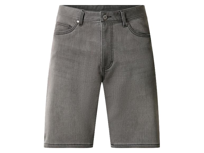 Short en jean gris pour homme avec poches et bouton.