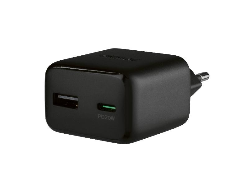 Chargeur USB noir avec l'inscription PD20W et deux ports de charge