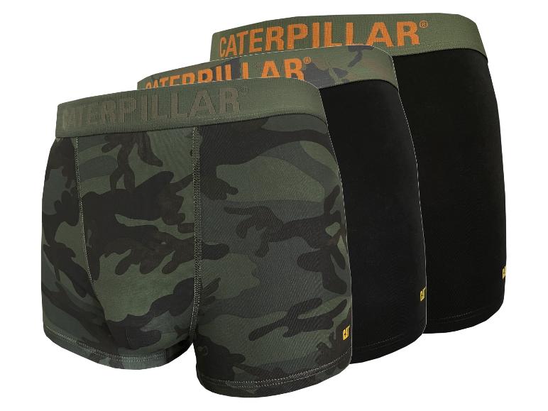 Trois boxers pour hommes : un camouflage, deux noirs, avec des ceintures vertes à texte.