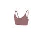 Crop top de sport mauve pour femme à fines bretelles.