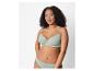 Soutien-gorge et bas sage vert.