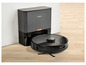 Un aspirateur robot Silvercrest avec une station de recharge.