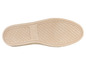 La semelle d'une espadrille avec une semelle en caoutchouc.