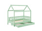 Un lit vert menthe avec une tête de lit en forme de maison et deux tiroirs.