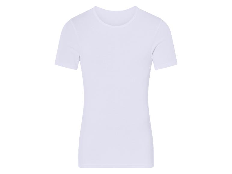 T-shirt blanc à manches courtes.