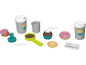 Set de jeu de café pour enfants avec tasses, douceurs et accessoires.