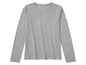 Un t-shirt gris à manches longues.