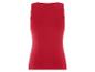 Un t-shirt rouge sans manches et sans impression.