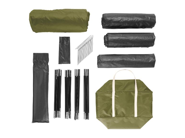 Composants de tente de camping : tissu de tente vert olive, bâches noires, piquets, sardines et sac de transport.