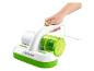 Une main tenant un aspirateur sans fil Cleanmaxx.
