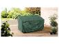 Housse de protection verte LIVARNO pour banc de jardin sur une terrasse en bois.