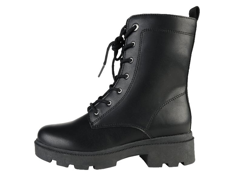 Bottines noires à lacets