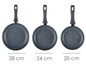 Trois poêles avec un revêtement en granit dans les tailles 28 cm, 24 cm et 20 cm.