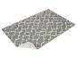 Tapis gris à motif géométrique, style moderne.
