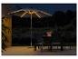 Parasol lumineux avec éclairage LED intégré, table et chaises pour jardin.