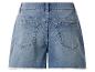 Short en jean bleu avec ourlet effiloché, vue arrière