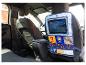 Un protège-siège auto Paw Patrol avec support pour tablette et rangement.