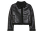 Une veste en cuir noire avec un col en fourrure