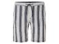 Shorts rayés beige et gris, style estival.