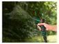 Arroseur Parkside en action : jet d'eau puissant pour jardin.