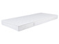 Un matelas blanc avec un motif en losanges.