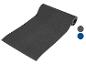 Tapis de fitness noir roulé, disponible en gris et bleu foncé.