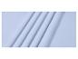 Tissu bleu clair avec des plis doux et élégants