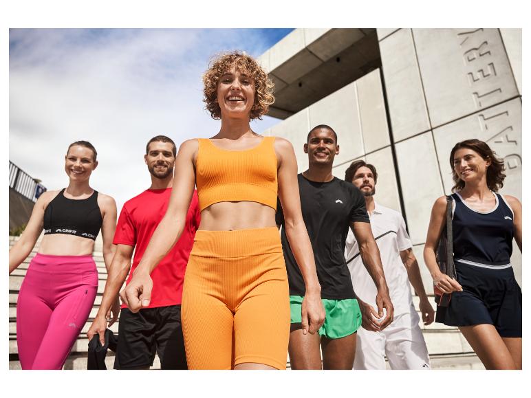 Vêtements de sport Crivit et autres marques : leggings, hauts et shorts.