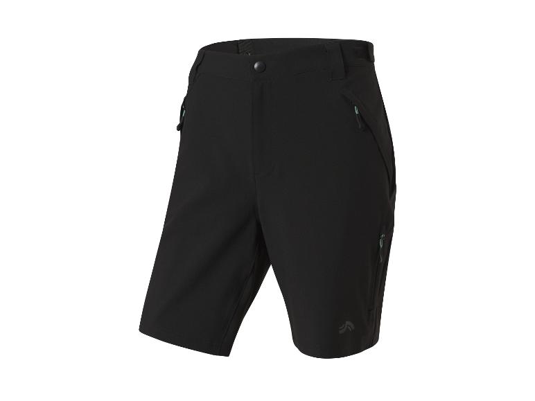 Short noir avec fermetures éclair et la marque Regatta.