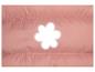 Doudoune rose matelassée avec motif floral.