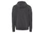 Un sweat-shirt gris à capuche et manches longues.