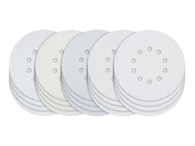 Un jeu de disques de papier abrasif ronds.