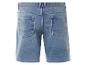 Shorts en jean bleu clair, vue arrière.