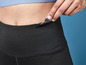 Leggings noirs avec une poche secrète pour les clés.