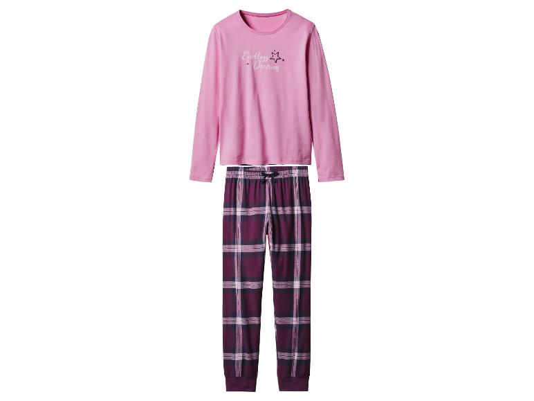 Haut de pyjama rose à manches longues avec texte 'Endless Dreams' et pantalon de pyjama à carreaux.