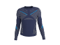 Maillot à manches longues bleu marine avec motif géométrique et accents bleu clair.