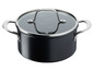 Une casserole noire avec un couvercle en verre de Jamie Oliver et Tefal.