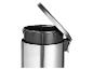Poubelle à pédale en acier inoxydable avec couvercle ouvert et seau intérieur noir