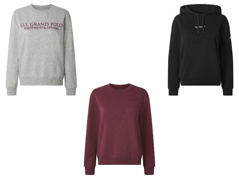 Trois hauts : un sweat-shirt gris, un sweat à capuche noir et un sweat-shirt bordeaux.