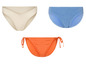 Trois types de bas de bikini différents : un beige, un bleu côtelé et un orange à nouer.