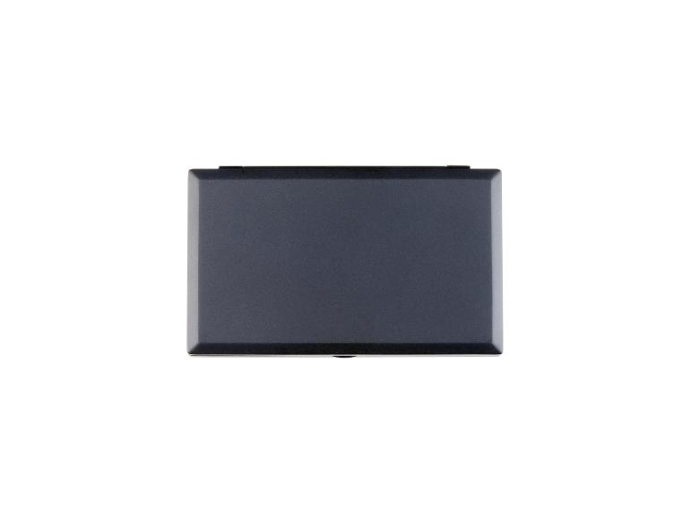 Boîte noire rectangulaire, possiblement pour cosmétiques ou bijoux.