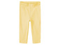 Leggings en côtes jaunes pour bébé.