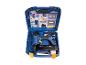 Cloueuse pneumatique LIVARNO® PB131 dans une mallette bleue avec accessoires.