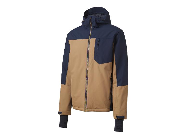 Une veste à capuche kaki et bleu marine.