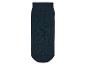 Une paire de chaussettes noires.