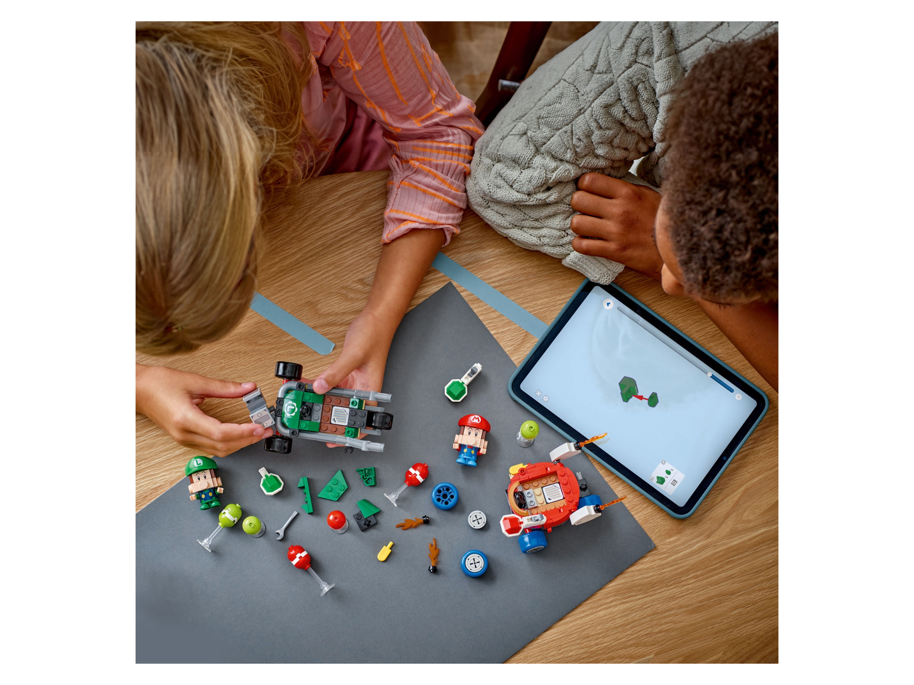 LEGO® SUPER MARIO 72034 Baby Mario vs Baby Luigi - vue 2