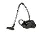 Aspirateur traîneau noir avec poignée et tuyau métalliques.