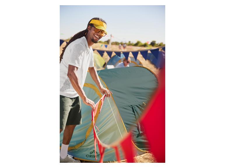 Tentes Crivit et décorations de festival.