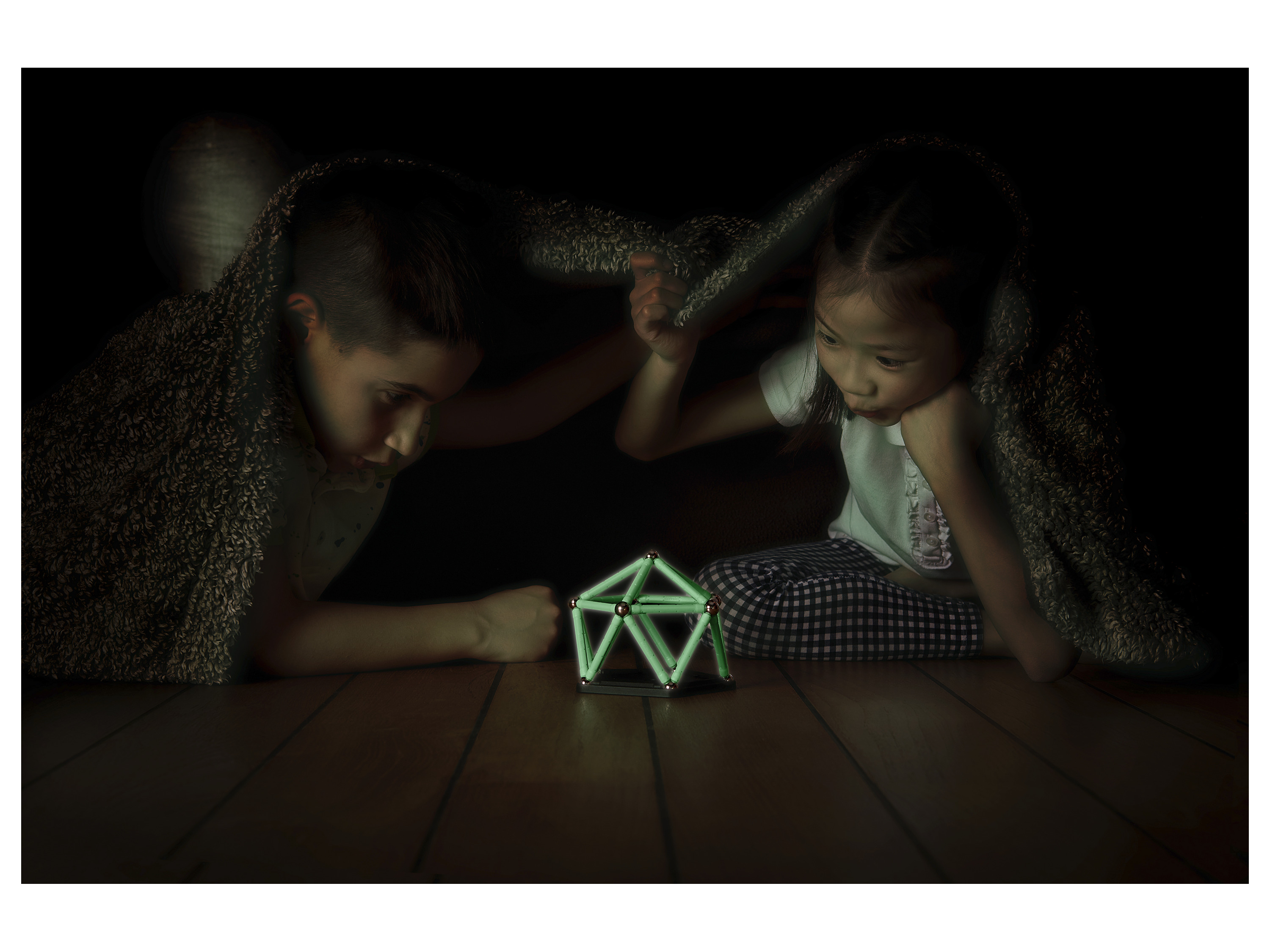 Geomag Jeu De Construction Magnétique Ecofriendly 60 Pièces Glow Noir - vue 3
