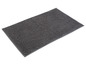 Un tapis de bain gris avec une texture douce.